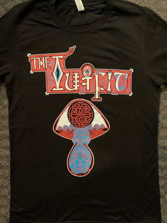 Outfit T-shirt - Black Celtic Mushroom